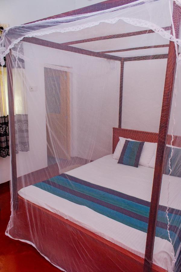 Murphy Cave Hotel Mirissa Ngoại thất bức ảnh